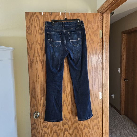 Women's Blue Jeans - Picture 3 of 4